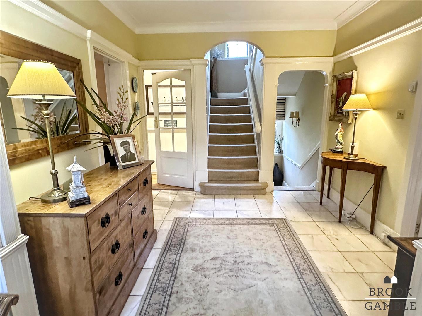 4 Bedroom House - Detached. Le Brun Road in Eastbourne, 8